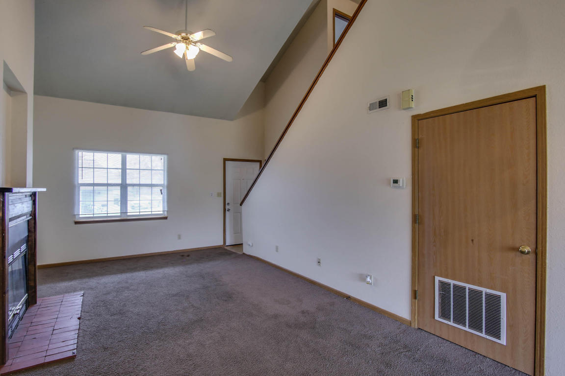 1719 TELLURIDE LN, Columbia, MO 65201