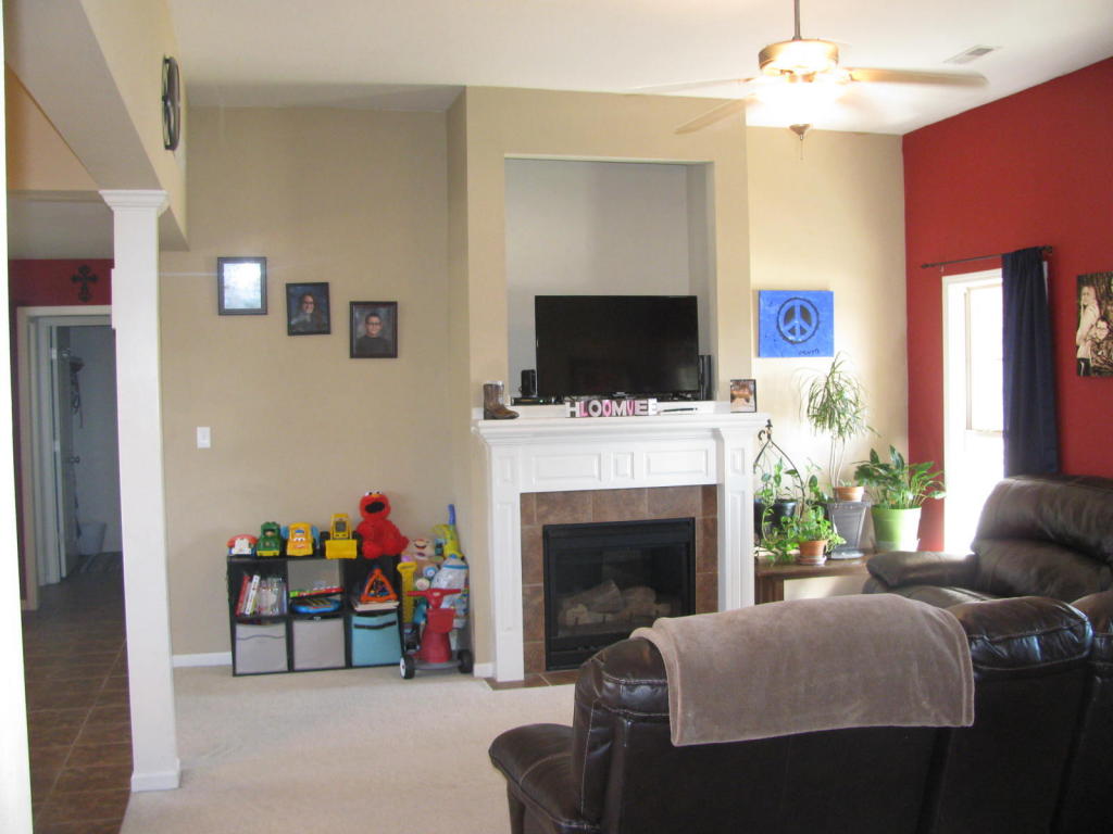 107 PORT WAY, Columbia, MO 65201