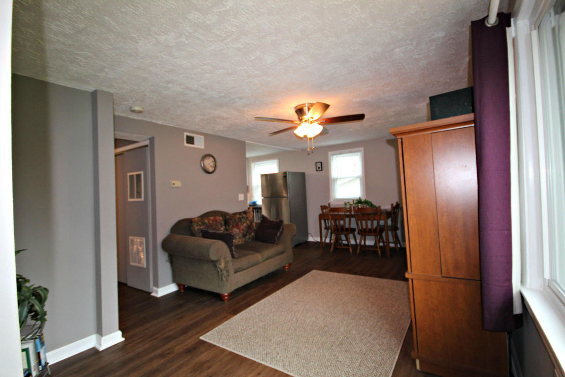 1812 BOYD LN, Columbia, MO 65202