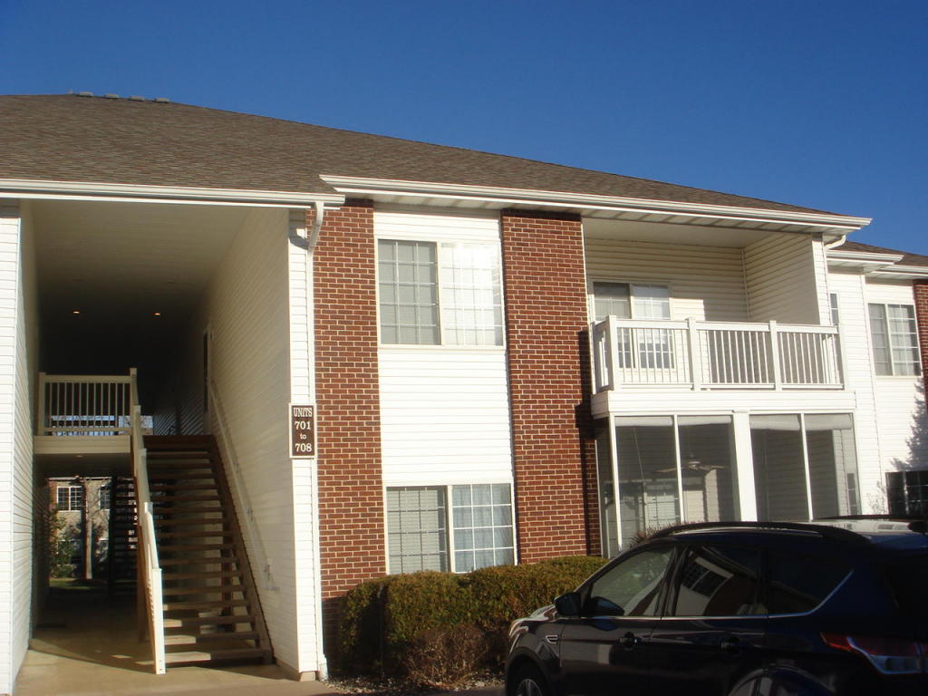 1115 KENNESAW RIDGE RD, Columbia, MO 65202