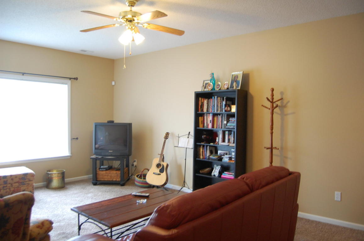 3800 SADDLEBROOK PL, Columbia, MO 65202