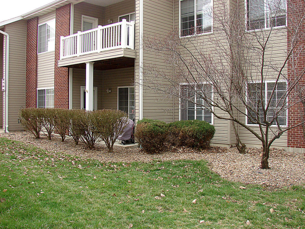 3800 SADDLEBROOK PL, Columbia, MO 65202