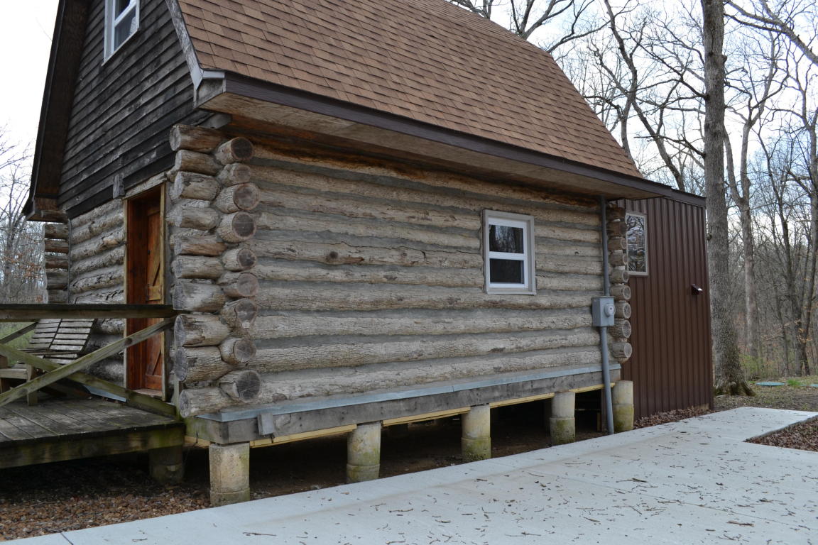 2151 W CB LEWIS RD, Columbia, MO 65202