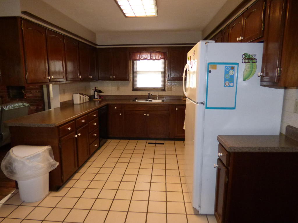 2411 N LINDA LN, Columbia, MO 65202