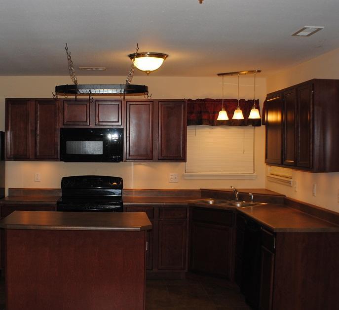3902 CLYDESDALE DR, Columbia, MO 65202