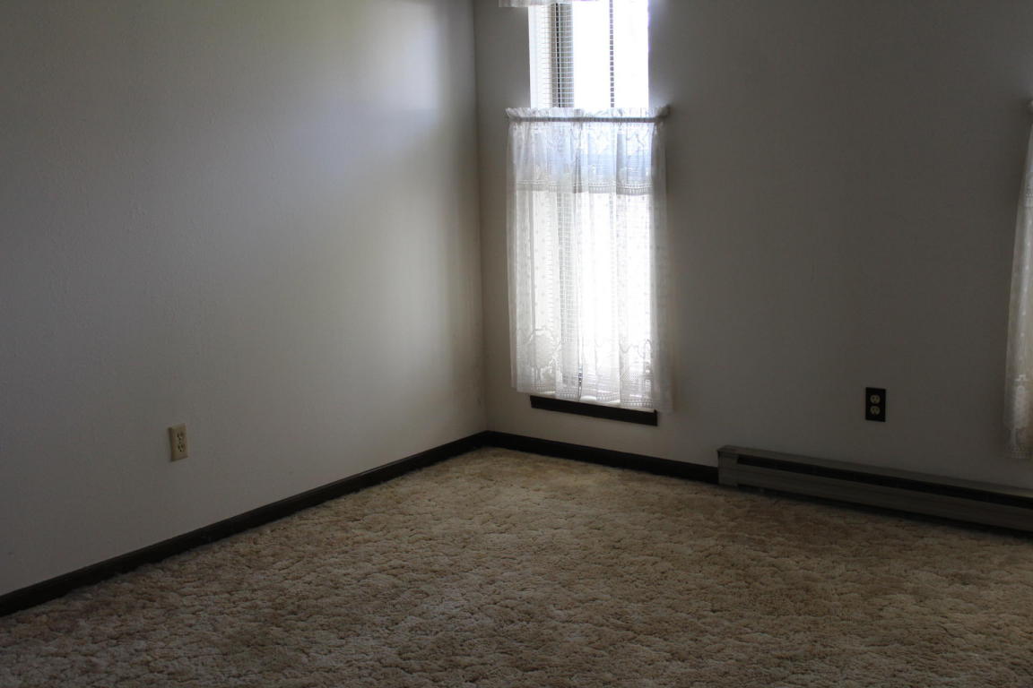 1807 BLUE RIDGE RD, Columbia, MO 65202