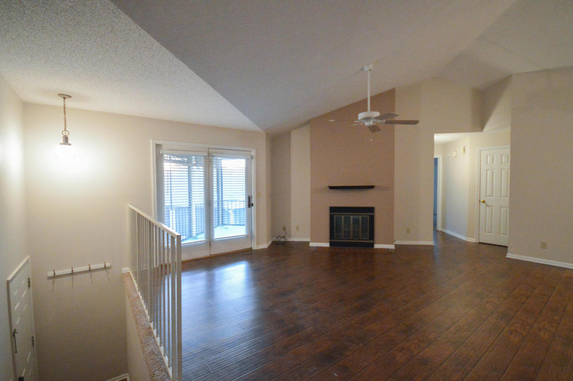 2208 PARK DE VILLE PL, Columbia, MO 65203