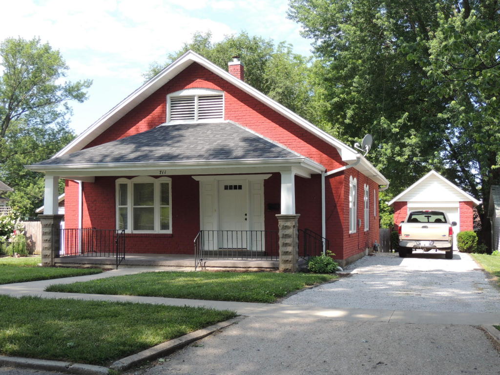 711 PENDLETON AVE, Boonville, MO 65233