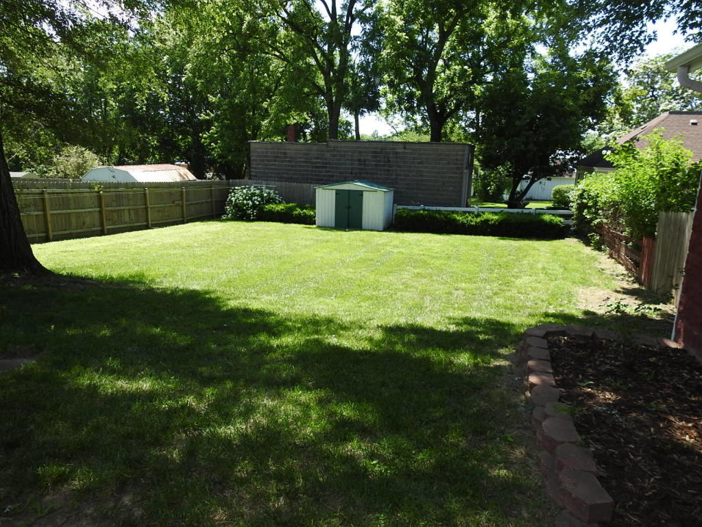 711 PENDLETON AVE, Boonville, MO 65233
