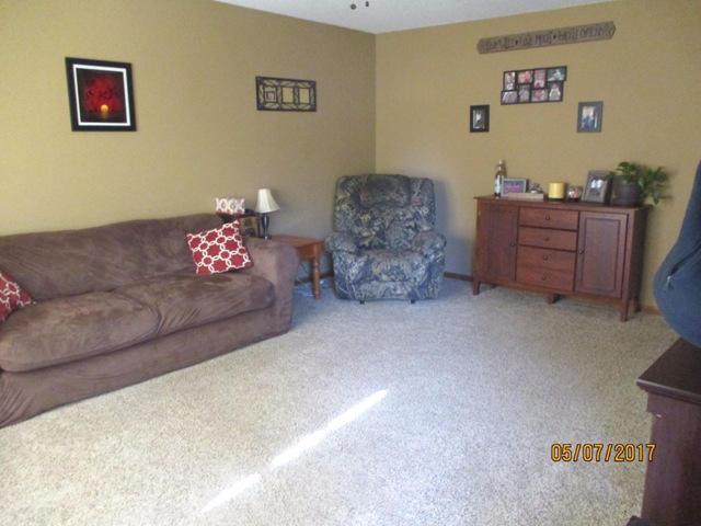 1012 Hilldell DR, Boonville, MO 65233