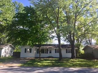 574 TIDBALL AVE, Centralia, MO 65240