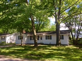 574 TIDBALL AVE, Centralia, MO 65240