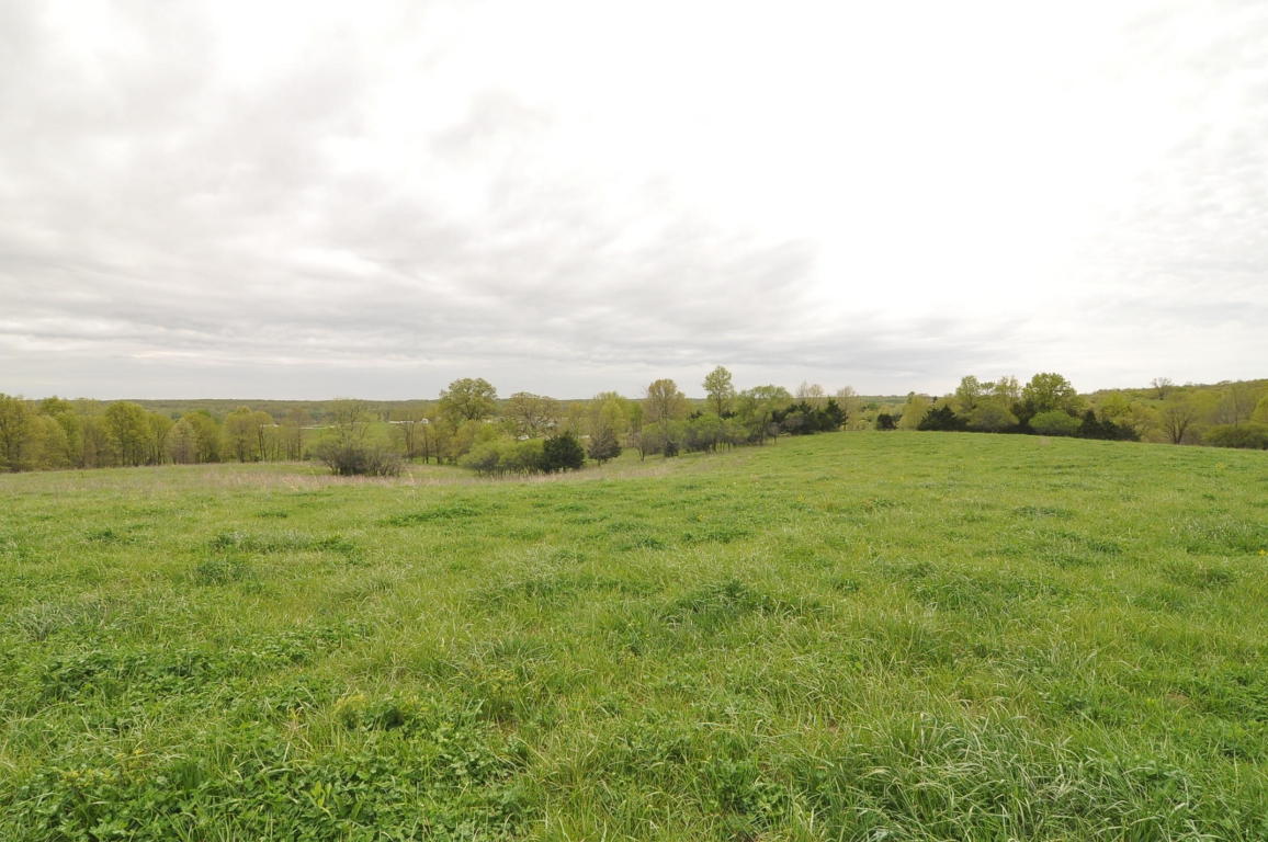 16.52 AC NORTH HWY A, Fayette, MO 65248