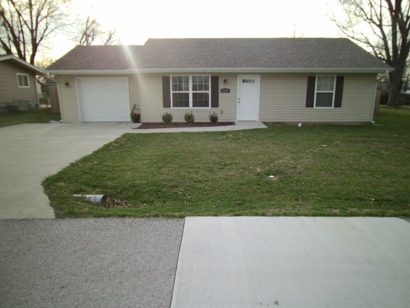 1219 Gray St, Mexico, MO 65265