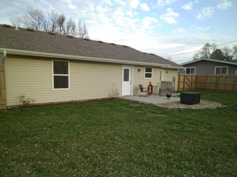 1219 Gray St, Mexico, MO 65265