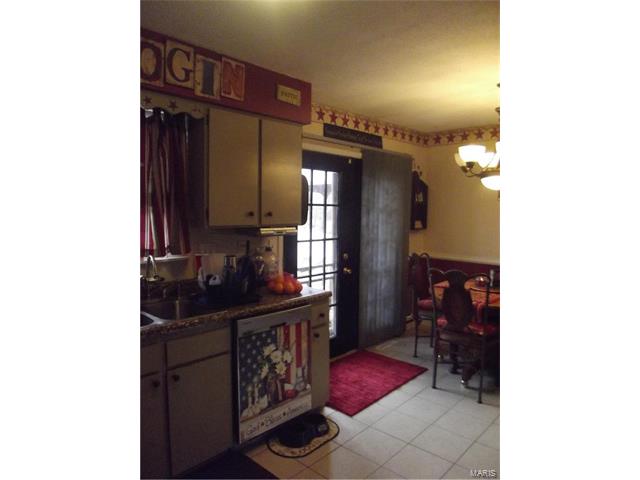 2705 Randy, Mexico, MO 65265