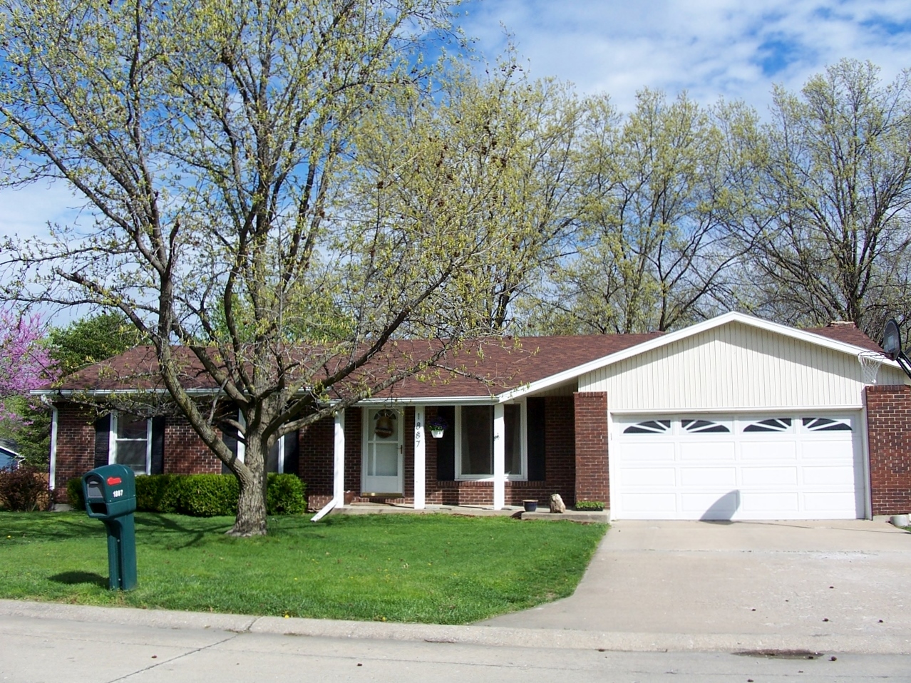 1887 Bryan PL, Mexico, United States 65265