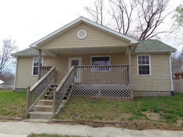 526 Taylor StMoberly, MO, 65270Randolph County