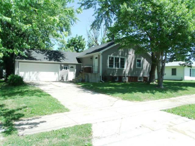 445 Woodland Ave., Moberly, MO 65270