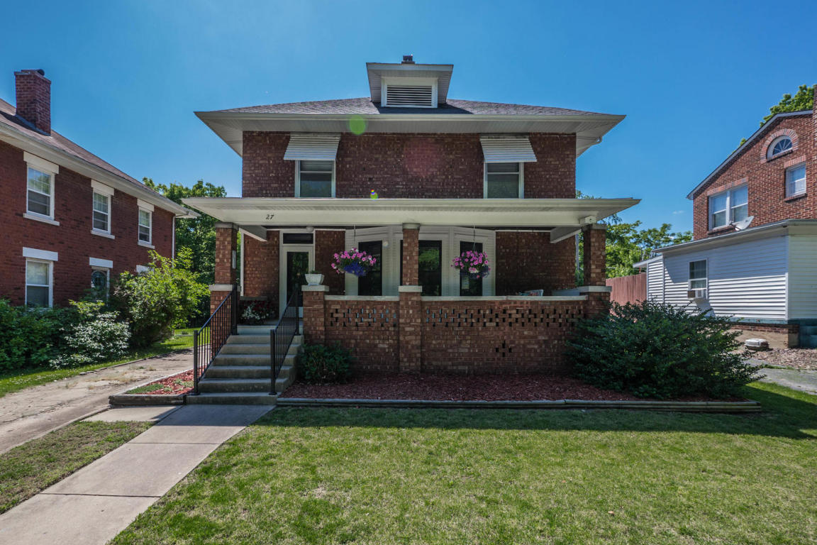 27 Windsor Place, Moberly, MO 65270