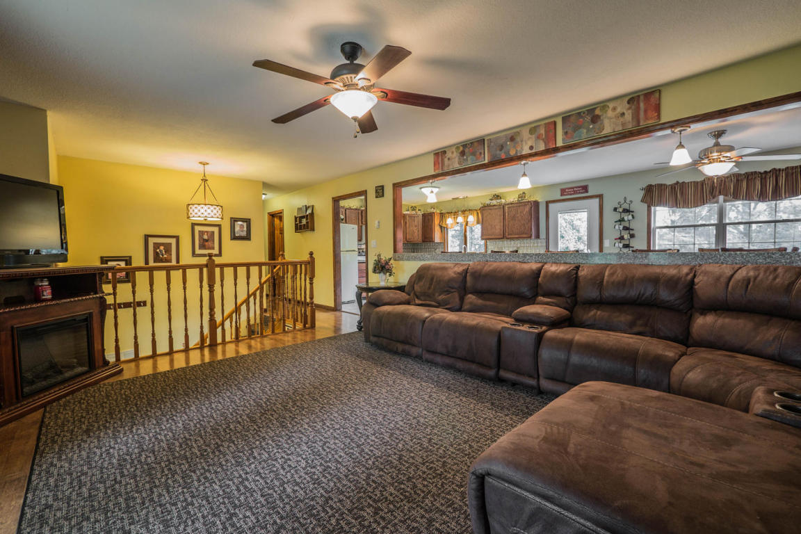 335 Morningside Dr., Moberly, MO 65270