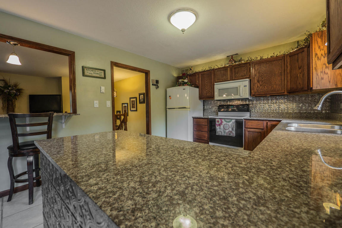 335 Morningside Dr., Moberly, MO 65270