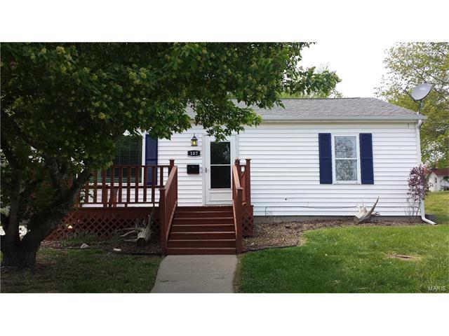107 Hill St, Paris, MO 65275
