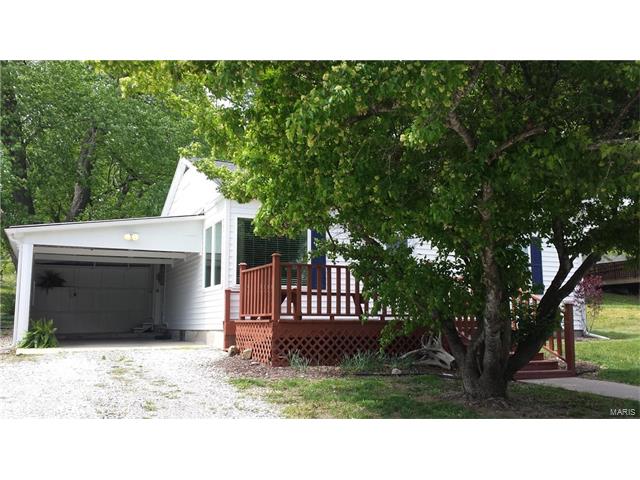107 Hill St, Paris, MO 65275