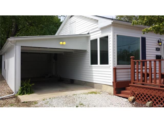 107 Hill St, Paris, MO 65275