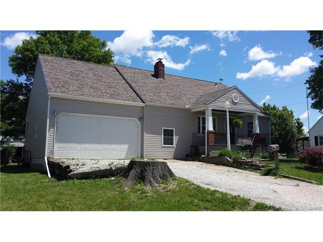 108 S. Seminary, Paris, MO 65275