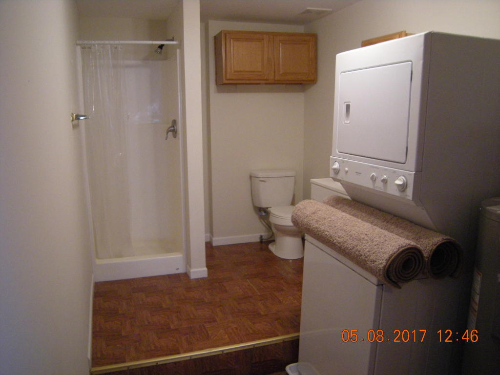 108 N OGDEN ST, Sturgeon, MO 65284