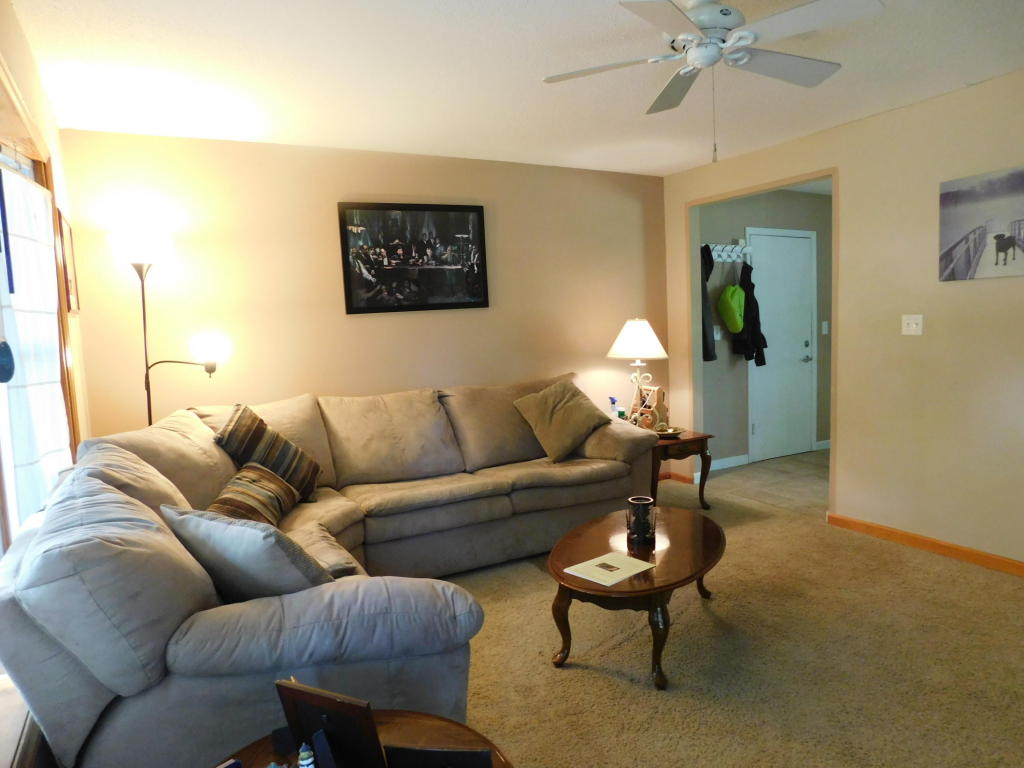 415 N AUDRAIN ST, Sturgeon, MO 65284