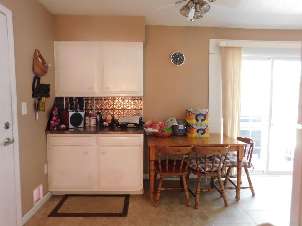415 N AUDRAIN ST, Sturgeon, MO 65284