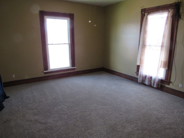 718 E Broadway, Sedalia, MO 65301