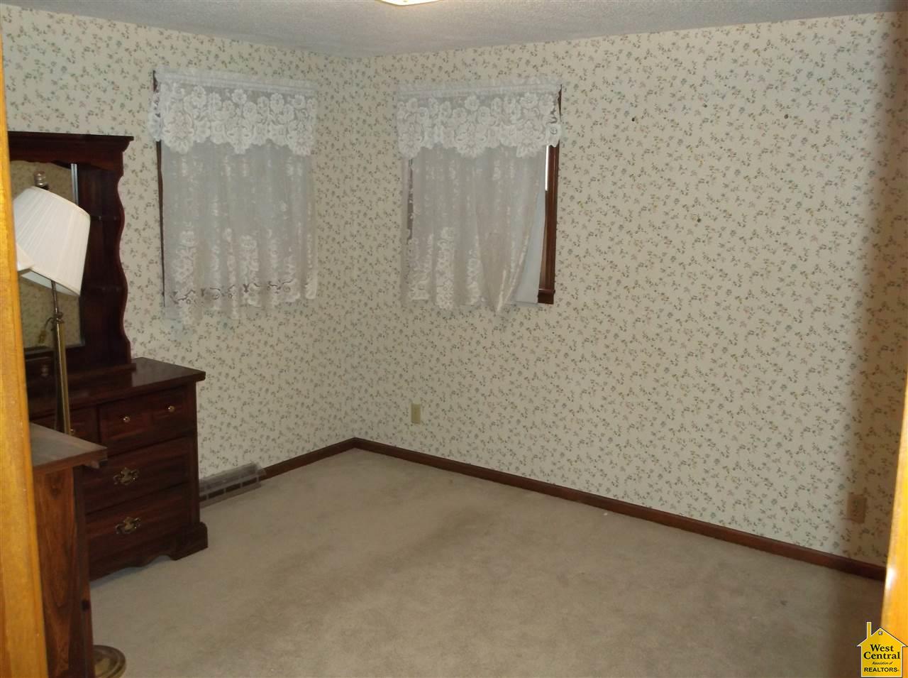 705 W 10th, Sedalia, MO 65301