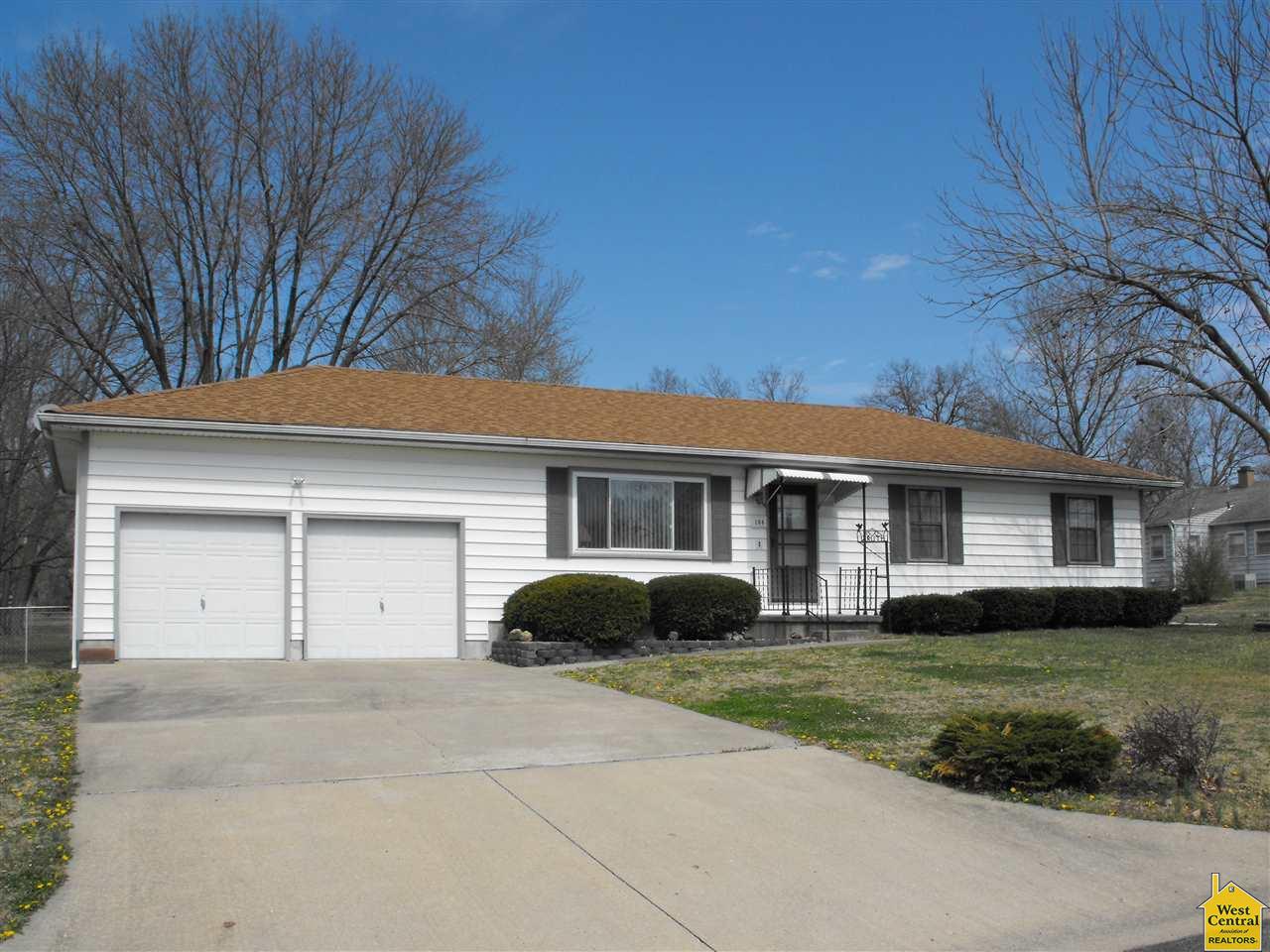 104 W 28th, Sedalia, MO 65301