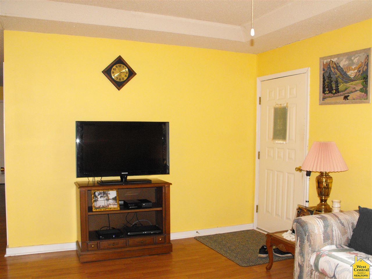 104 W 28th, Sedalia, MO 65301