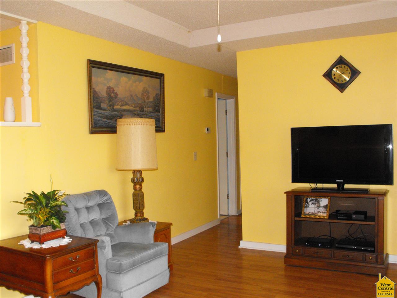 104 W 28th, Sedalia, MO 65301