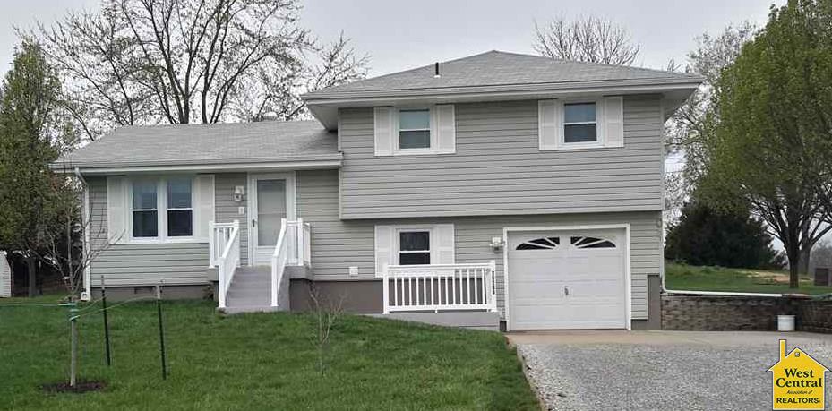 29205Lake Shore, Sedalia, MO 65301