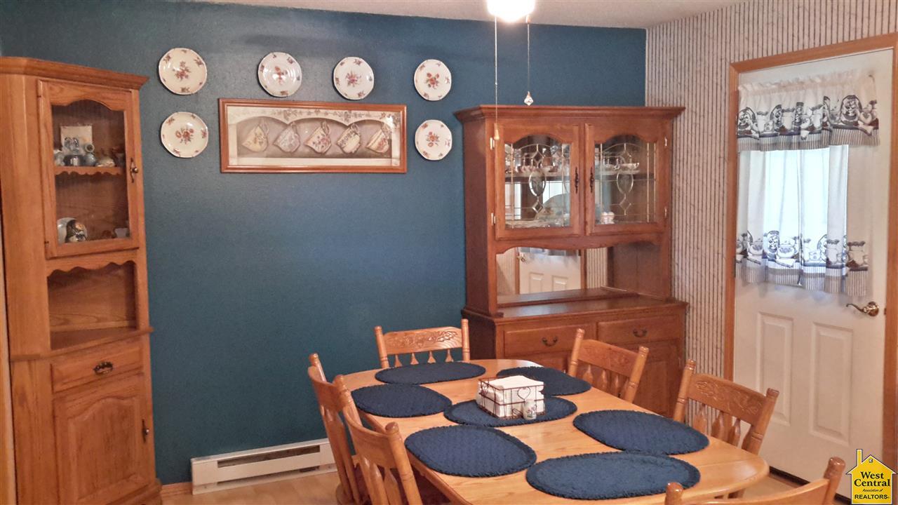 29205Lake Shore, Sedalia, MO 65301