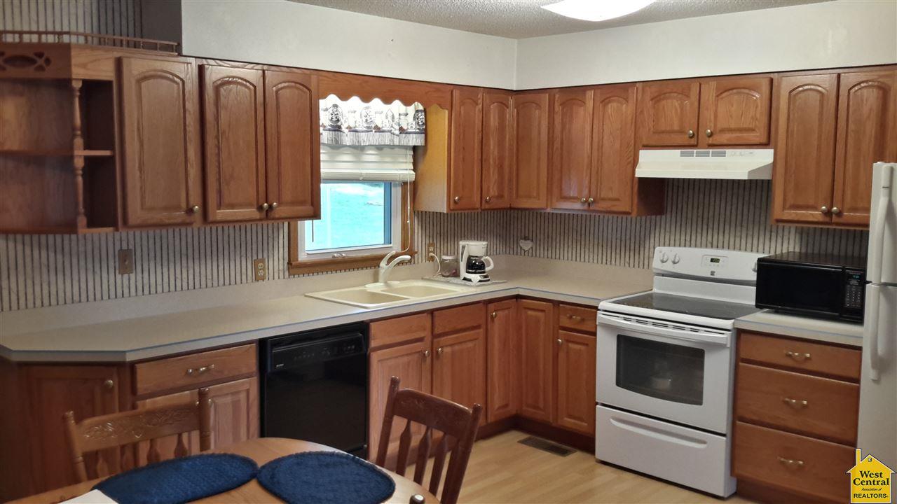 29205Lake Shore, Sedalia, MO 65301