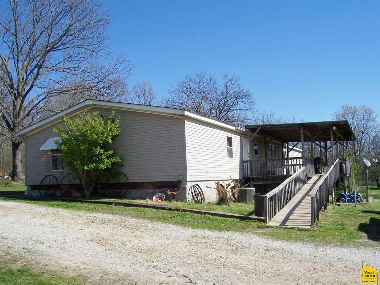 19066Luetjen Ave, Cole Camp, MO 65325