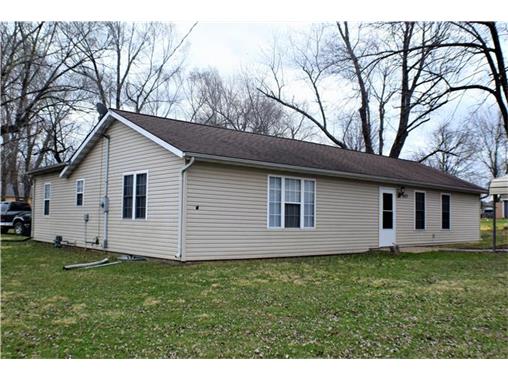 1003 S. Main, La Monte, MO 65337