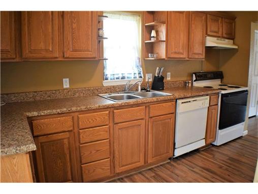 1003 S. Main, La Monte, MO 65337