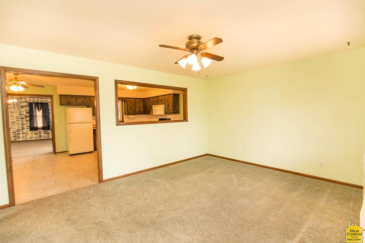 264Shawn Av, Lincoln, MO 65338