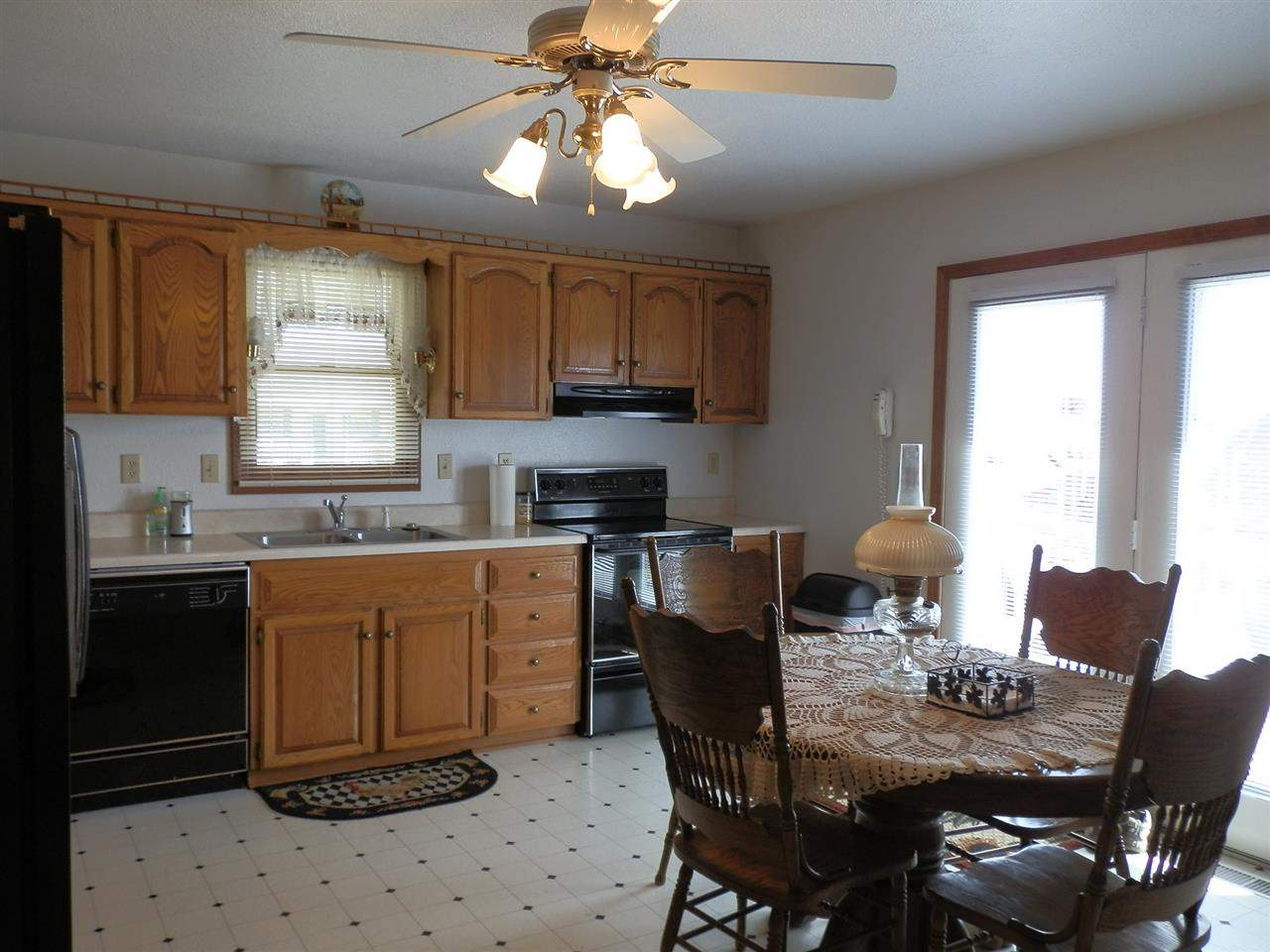184Laramie Blvd, Lincoln, MO 65338