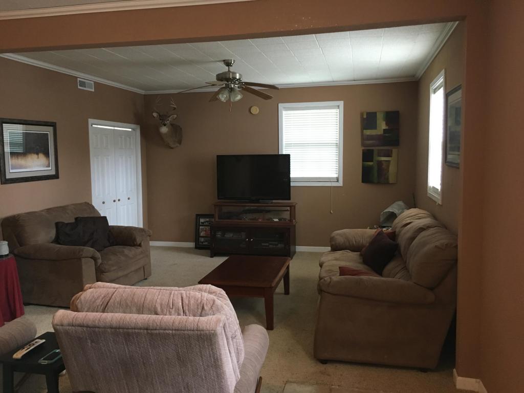 22563 Ladder AVE, Marshall, MO 65340