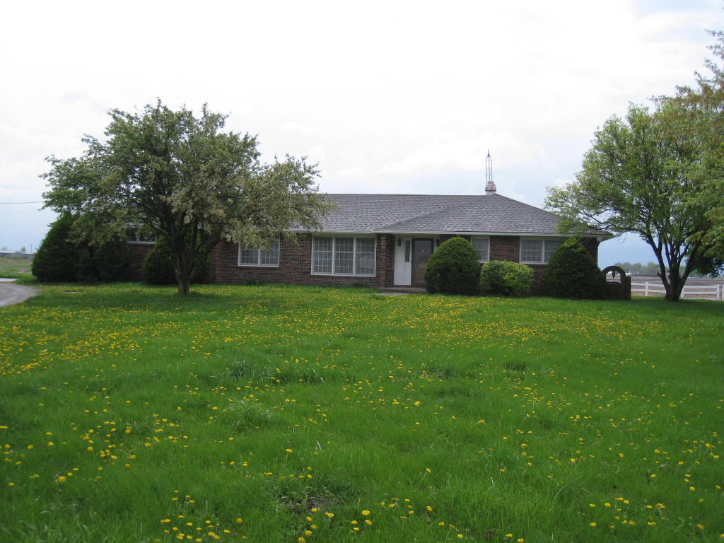 26244 200TH RD, Marshall, MO 65340