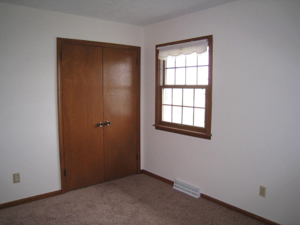 26244 200TH RD, Marshall, MO 65340