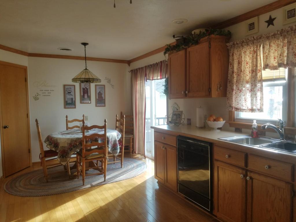 811 Park Place, Slater, MO 65349